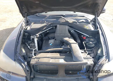 2009 BMW X5 xDrive30I z USA, uszkodzony, nr VIN 5UXFE43599L260644